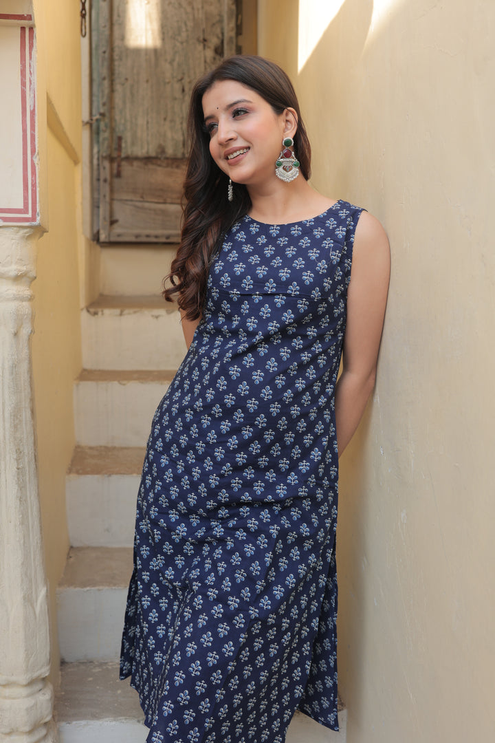 The Aarna Indigo Sanganeri Kurta-Pant Set