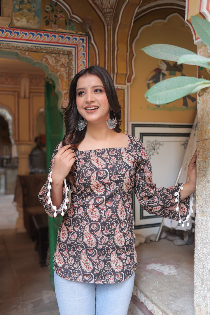 The Zoya Sanganeri Ajrakh Corset Kurti