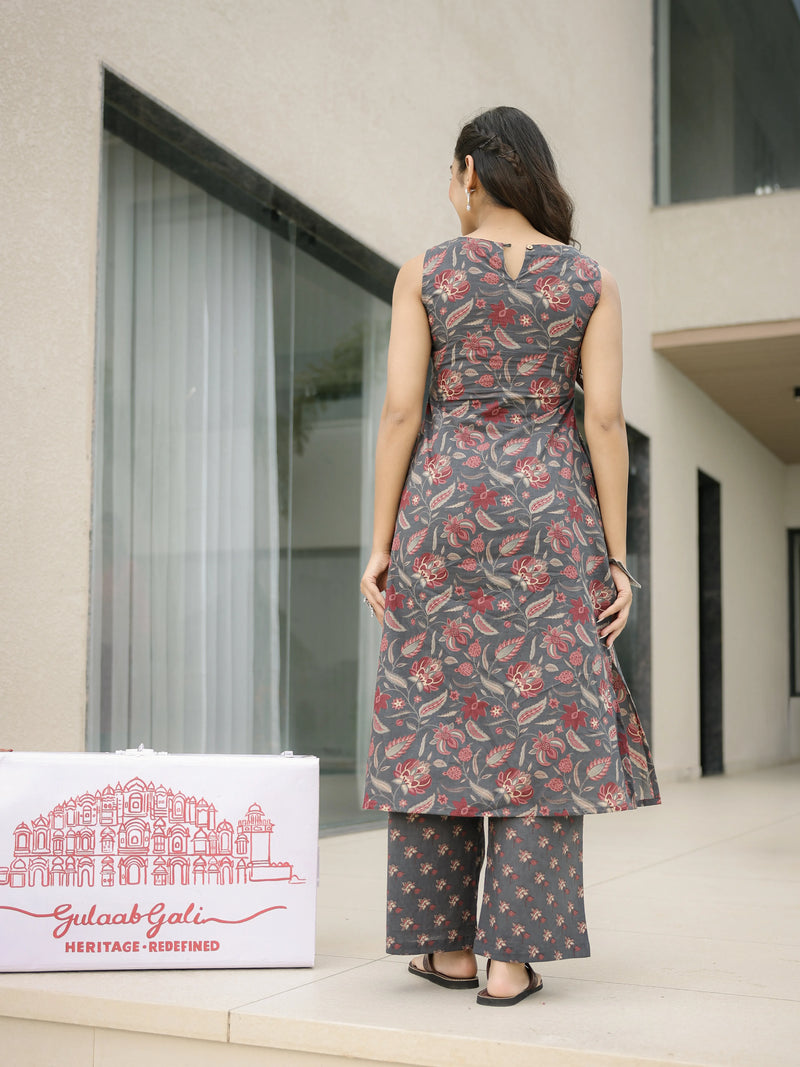 The Saachi Earthy Floral Printed Cotton Sleeveless Kurta & Pant Set