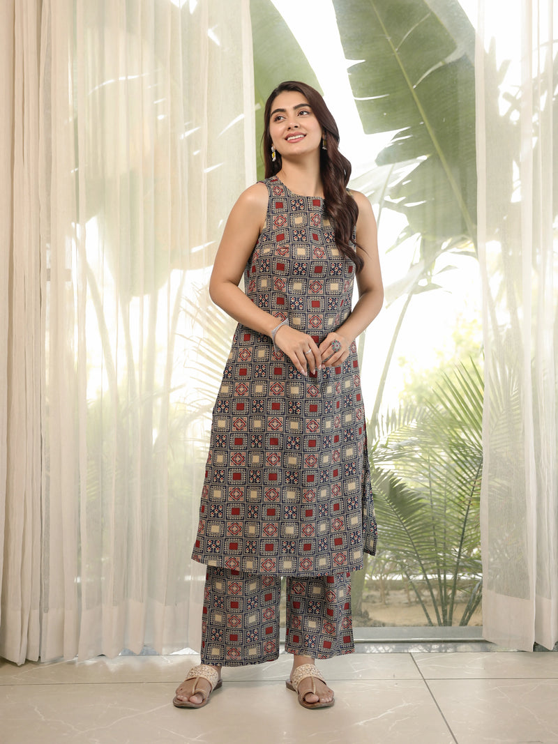The Shanvi Geometric Printed Cotton Sleeveless Kurta & Pant Set