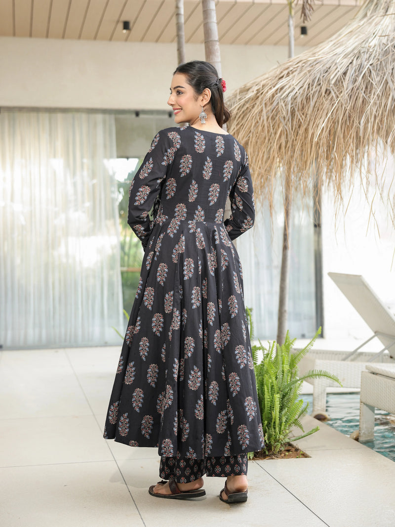 Saumya – Black Tie-Up Cotton Suit Set