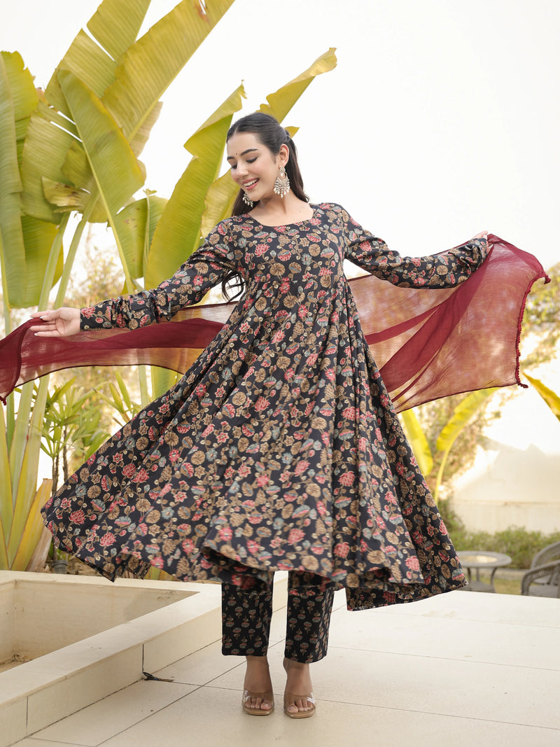 Samira – Premium Floral Cotton Suit Set
