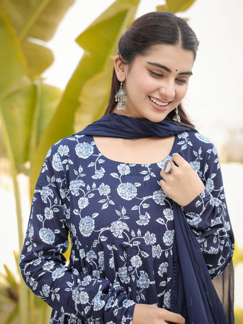 Saanjh – Indigo Floral Cotton Suit Set
