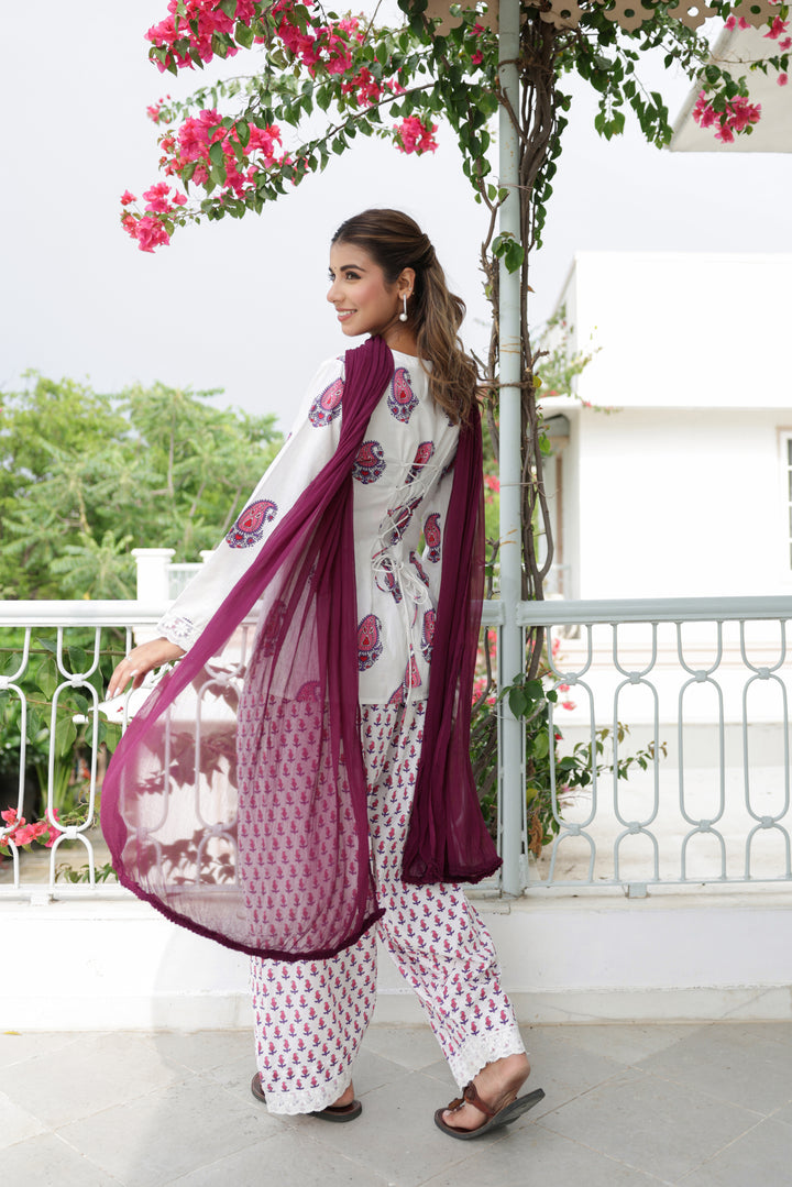 Chandni White Paisley Buta Cotton Farshi Salwar Suit Set