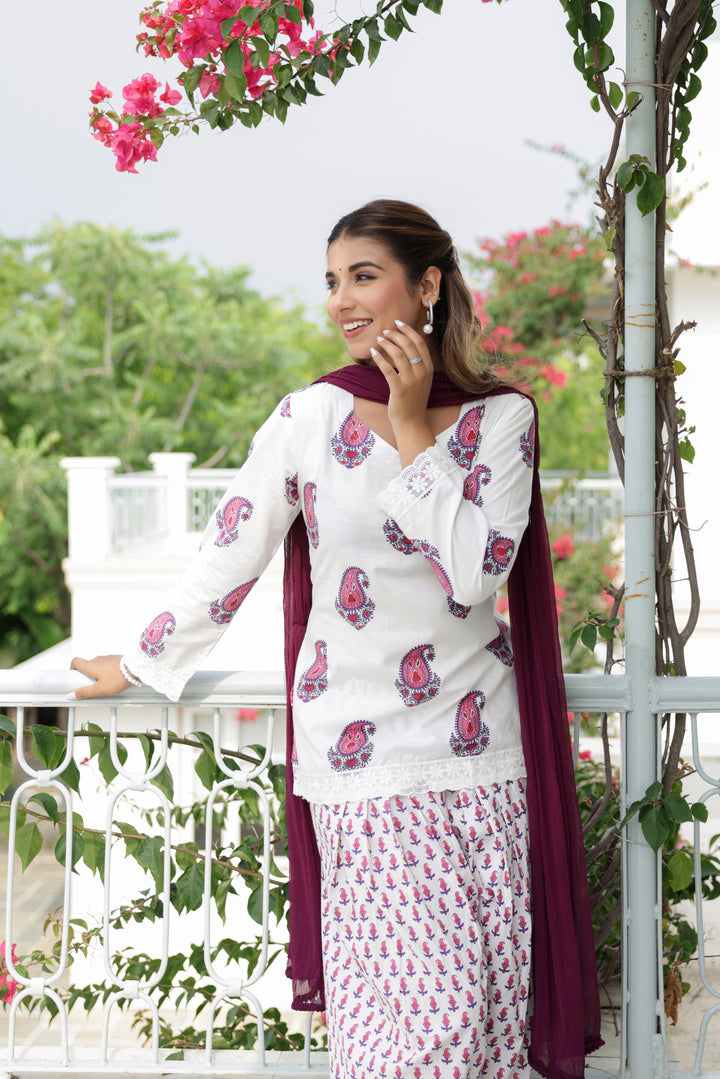 Chandni White Paisley Buta Cotton Farshi Salwar Suit Set