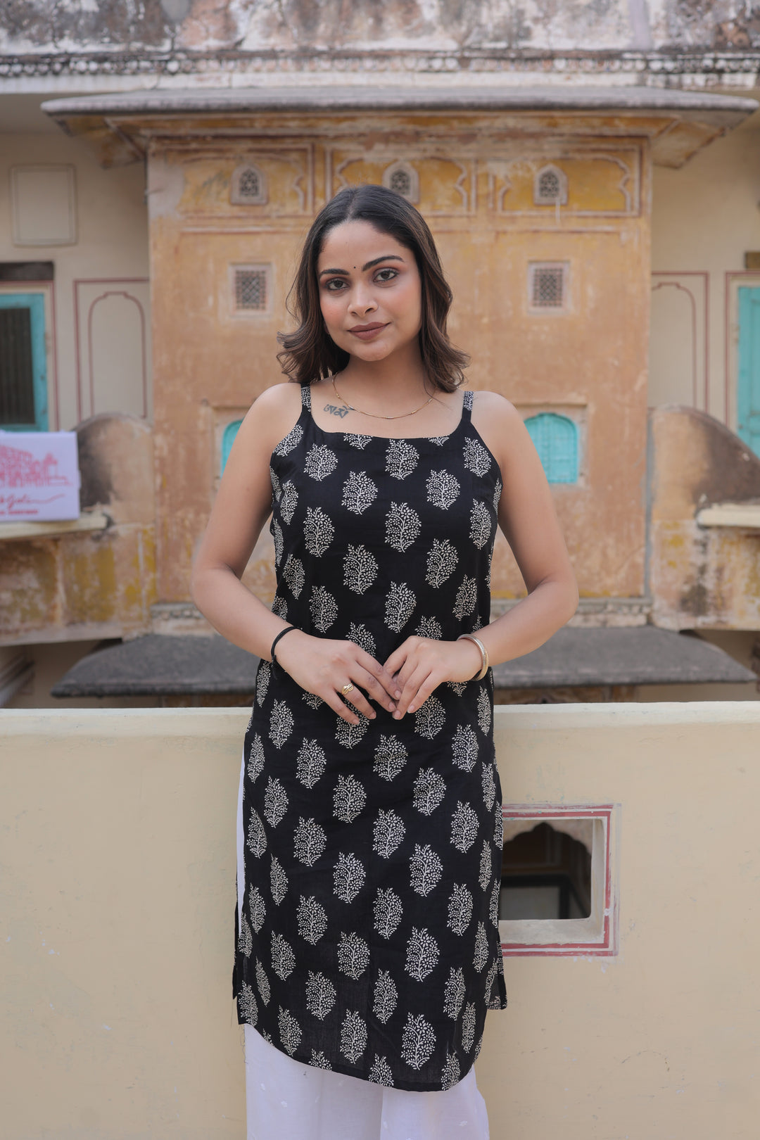 The Rhea Sanganeri Hand-Block Sleeveless Kurti