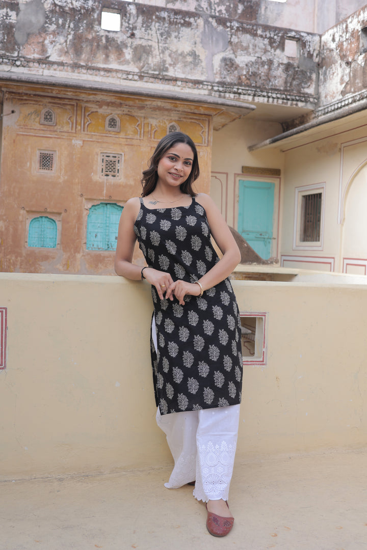 The Rhea Sanganeri Hand-Block Sleeveless Kurti
