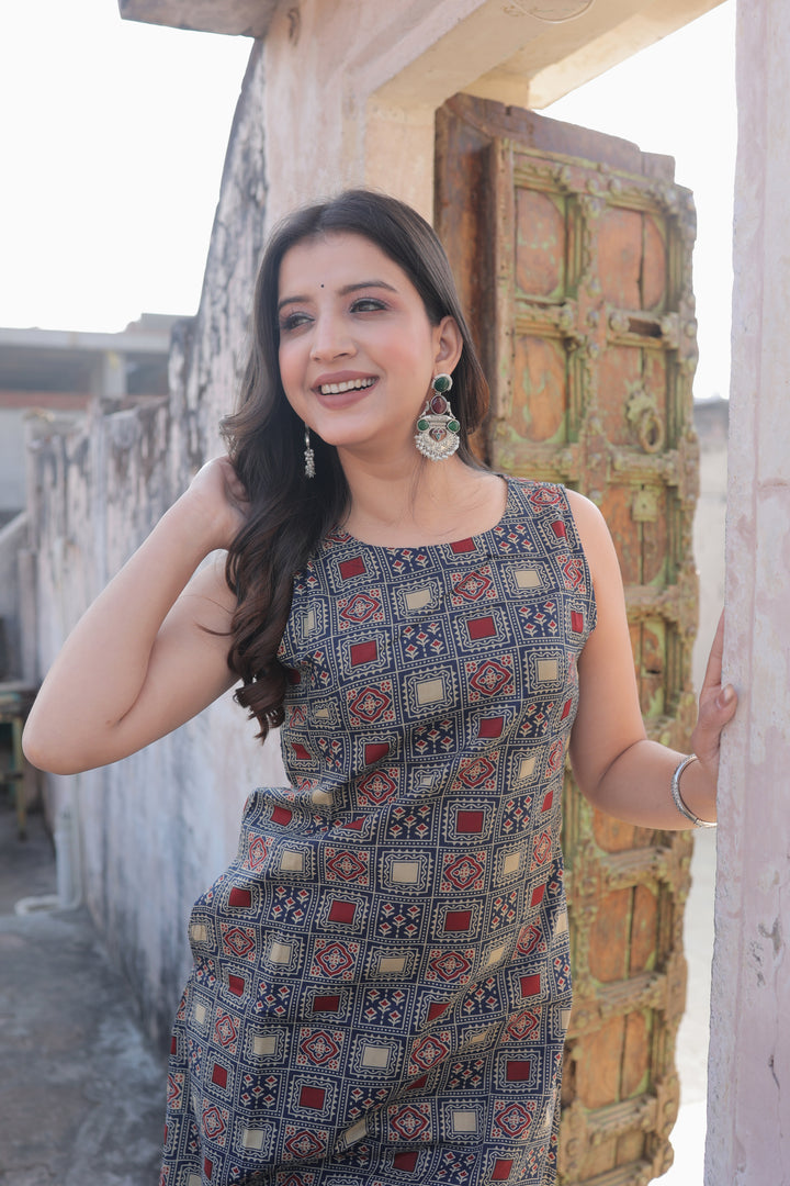 The Shanvi Geometric Printed Cotton Sleeveless Kurta & Pant Set